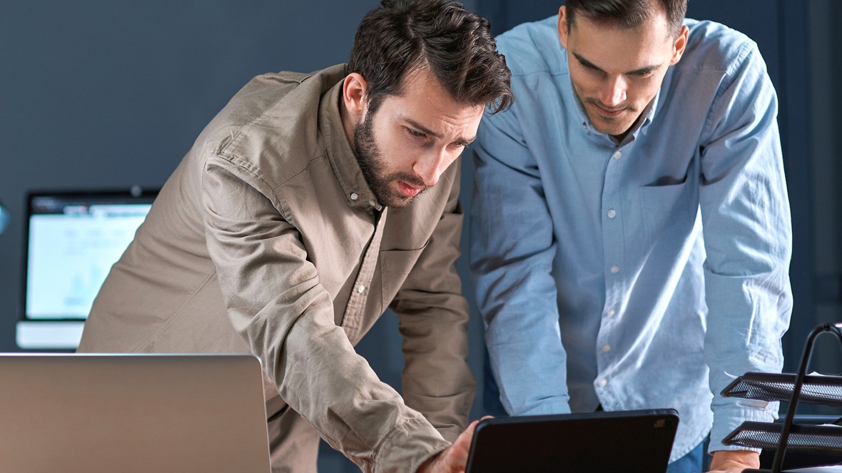 [onderzoek] Werknemers willen AI-training, maar missen steun werkgevers